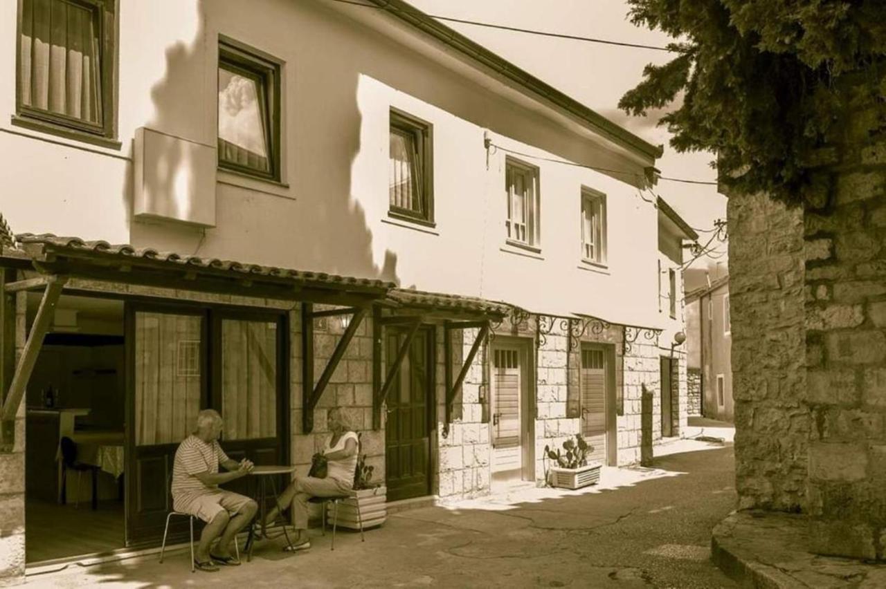 Apartment Ami Trebinje Bagian luar foto